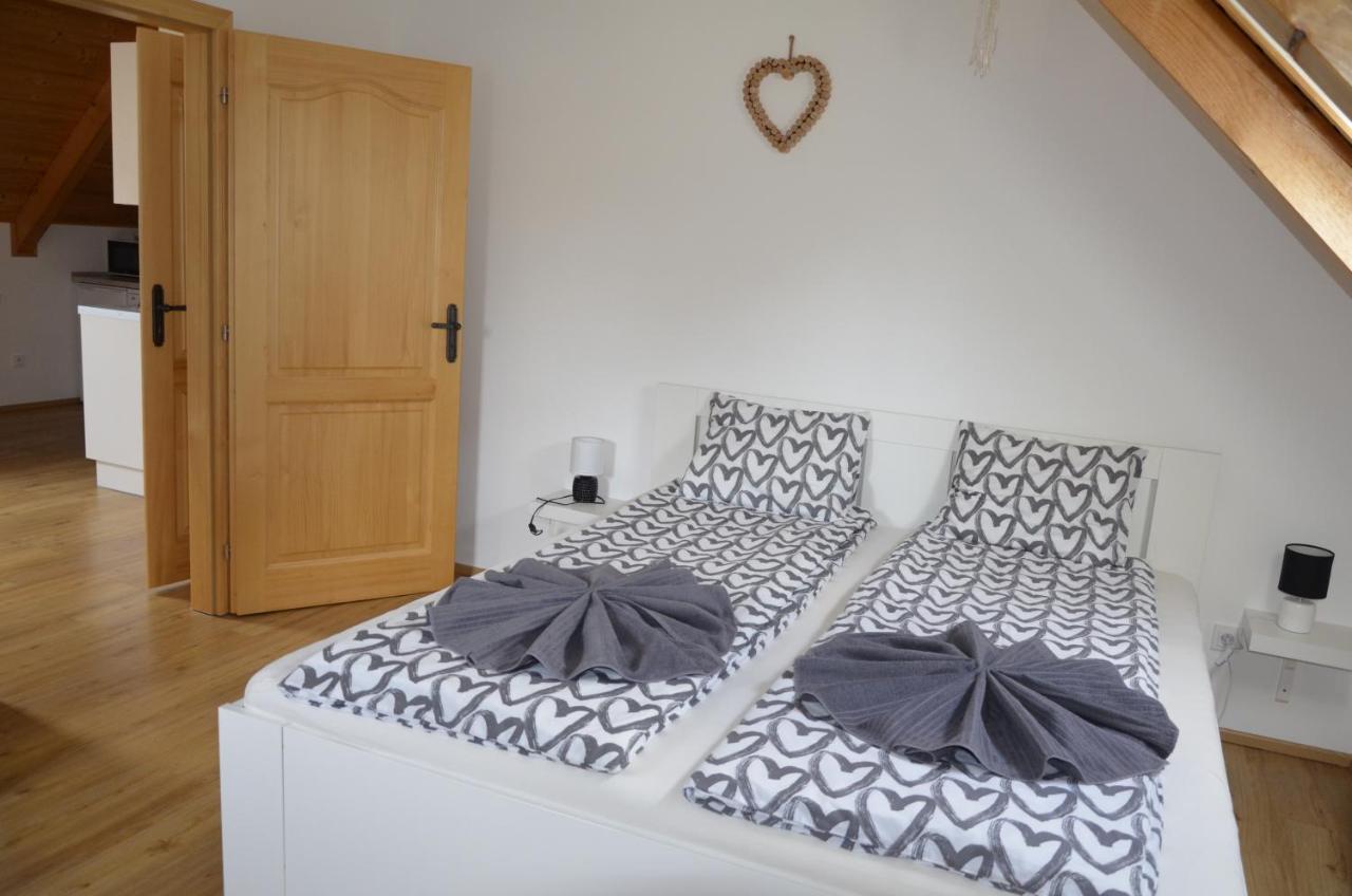Apartmany U Vlcich Jam Petrovice u Susice Luaran gambar